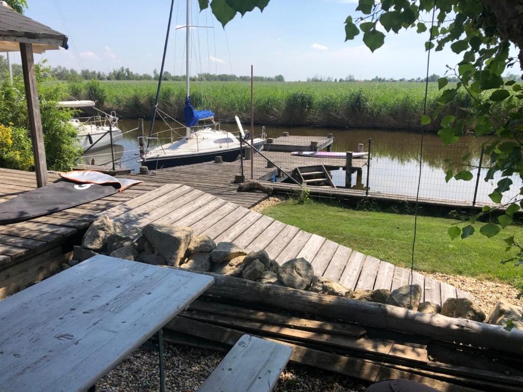 25H Garden Apartment Plus Private Beach Neusiedl am See Esterno foto